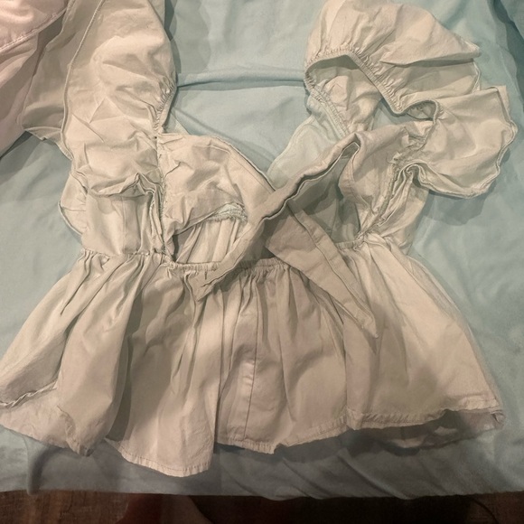 Sea foam green top - Picture 3 of 3